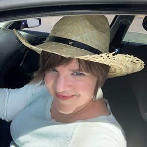 Meet your Posher, Diane